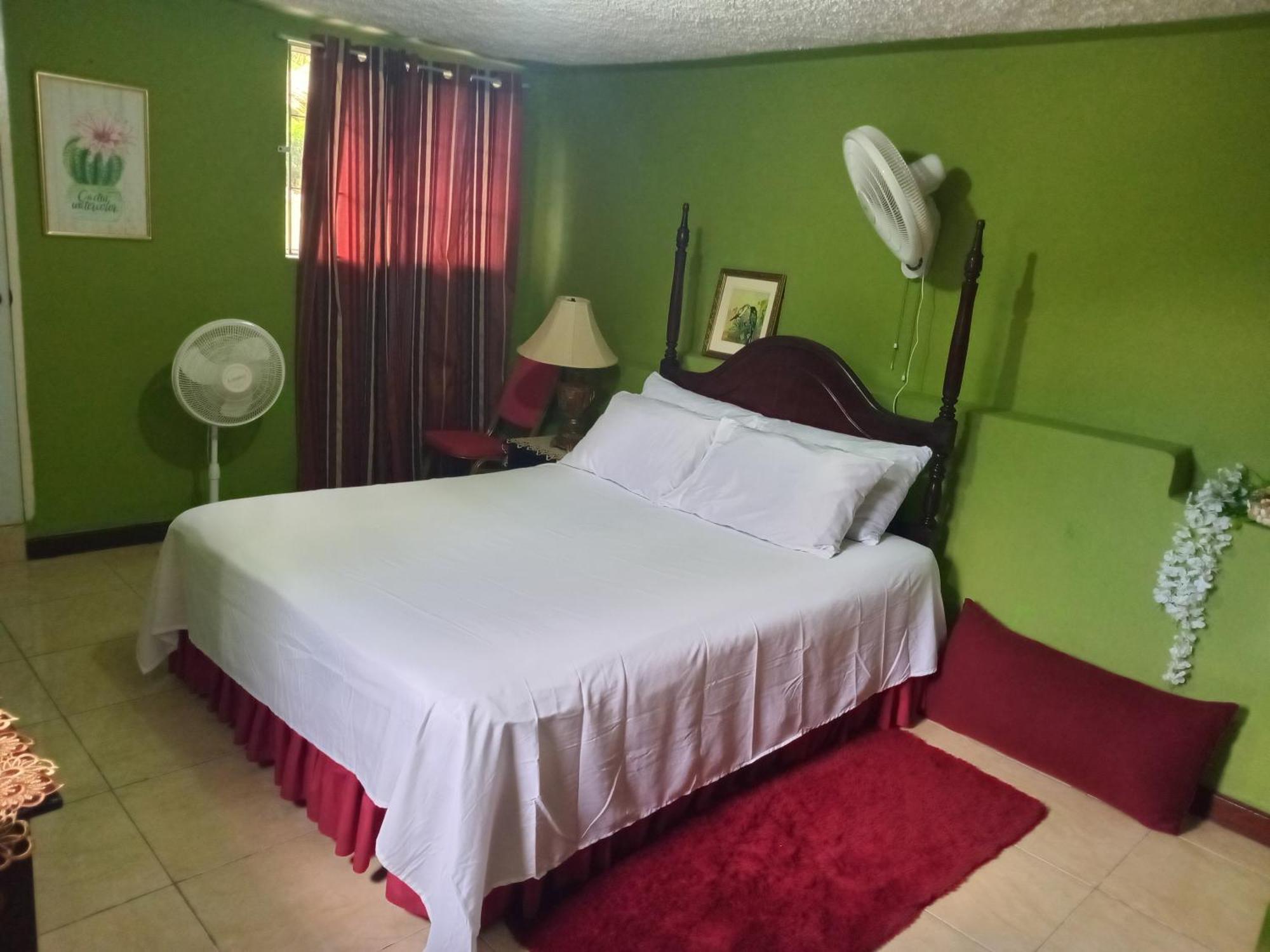Cindy'S Garden Stay Ocho Rios Zewnętrze zdjęcie