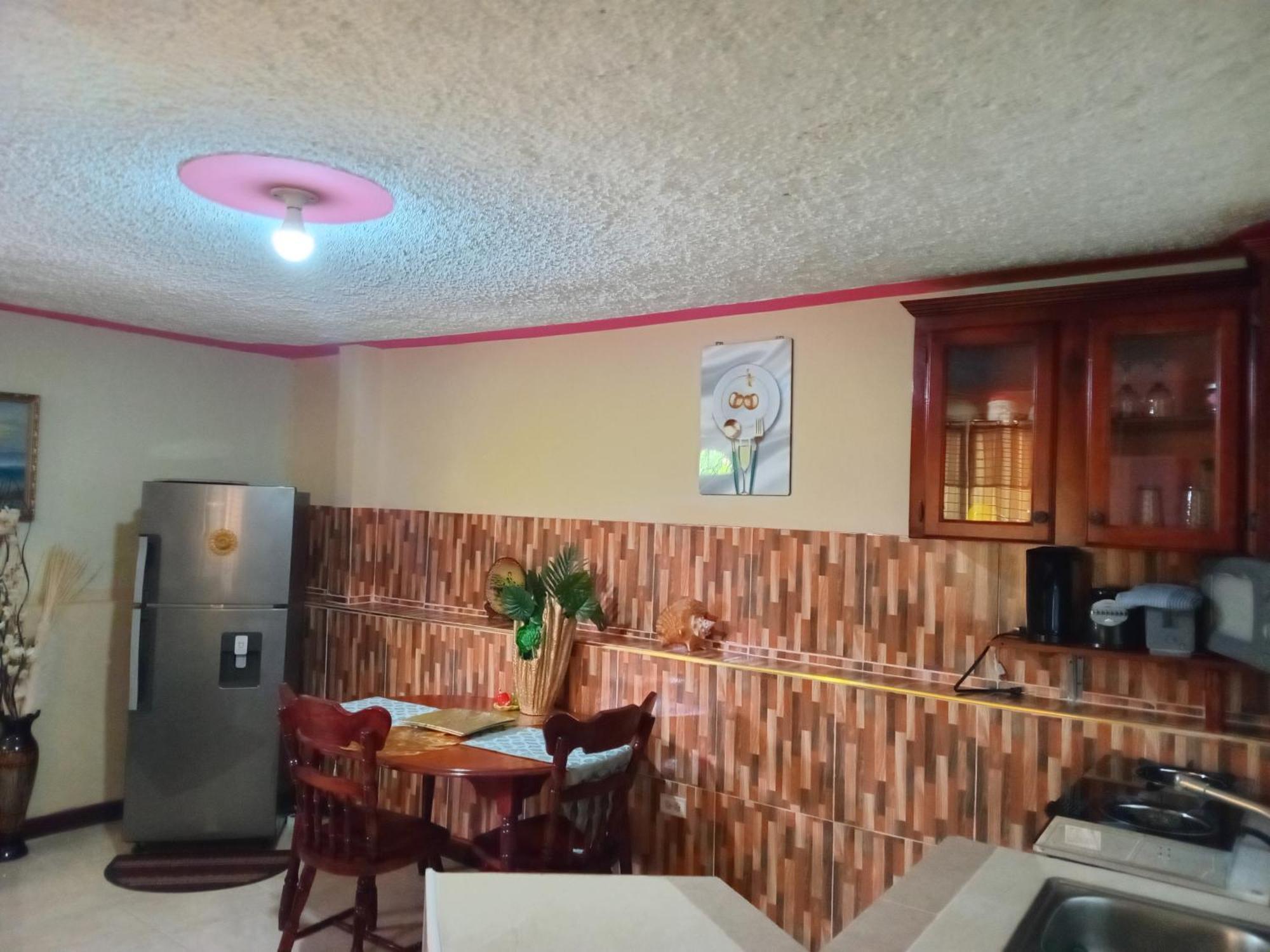 Cindy'S Garden Stay Ocho Rios Zewnętrze zdjęcie